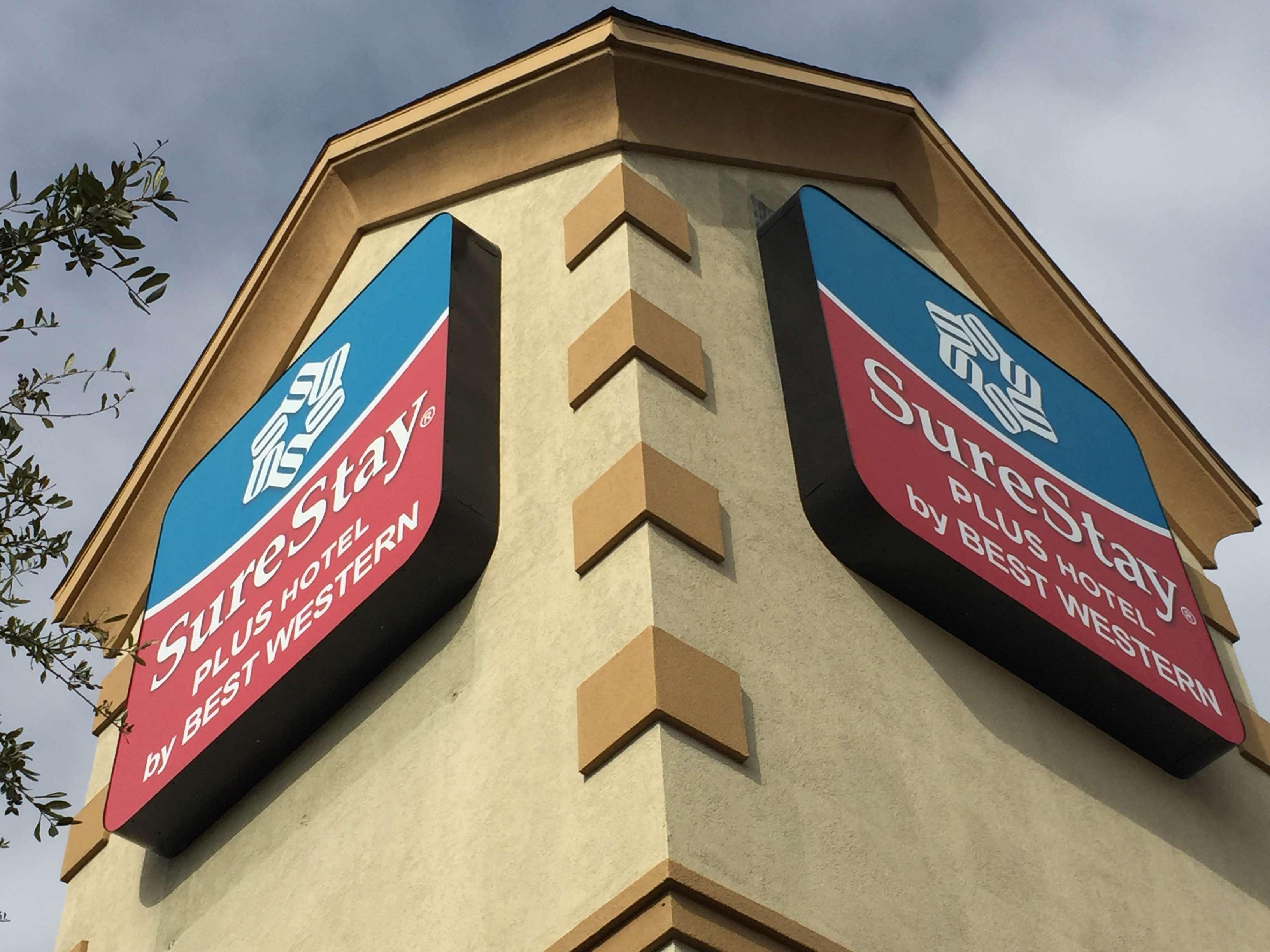 Surestay Plus By Best Western Fort Worth Benbrook Exterior photo